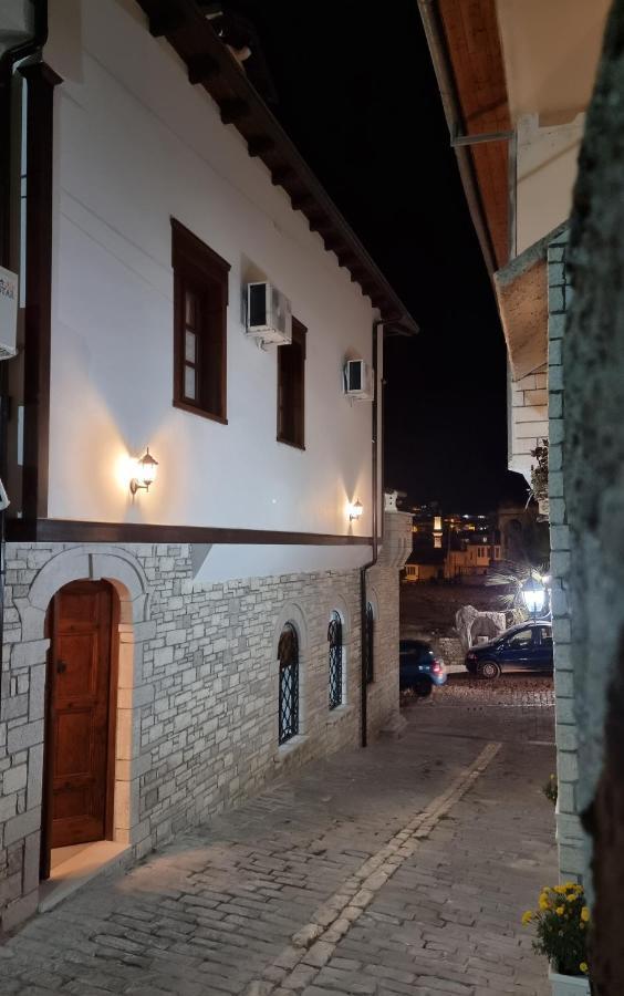 Master Hotel Berat Exterior foto