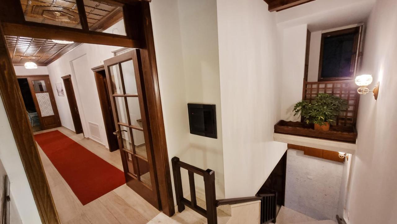 Master Hotel Berat Exterior foto