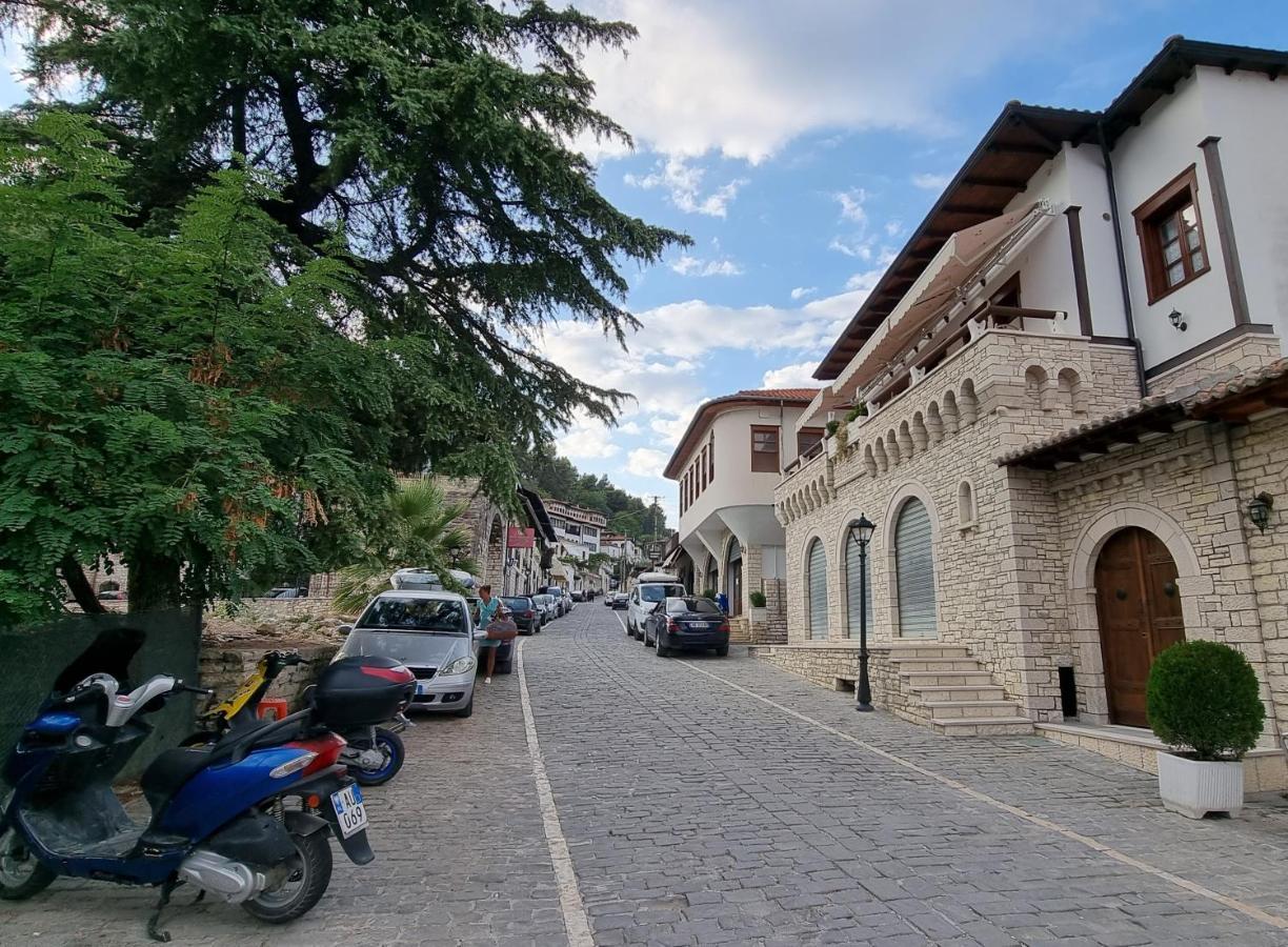 Master Hotel Berat Exterior foto