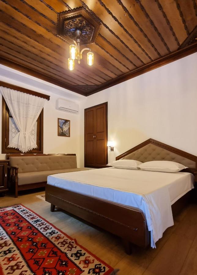 Master Hotel Berat Exterior foto